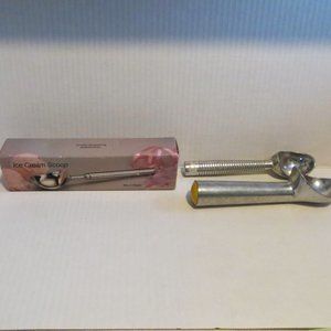 Set Of 3 Metal Ice Cream Scoops One New In Box
